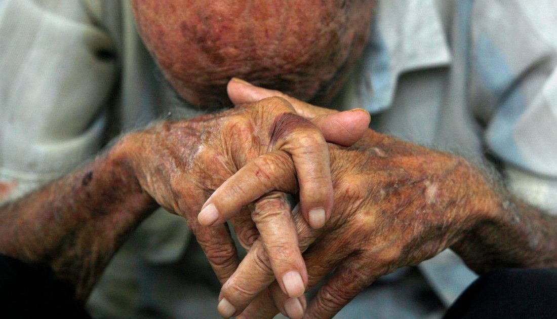 Fonte: http://sicnoticias.sapo.pt/pais/2014-01-15-gnr-comeca-mais-uma-campanha-de-sinalizacao-de-idosos-que-vivem-sozinhos-ou-isolados;jsessionid=7FB48A5685AC6F0C3A96CF6AC42283B7