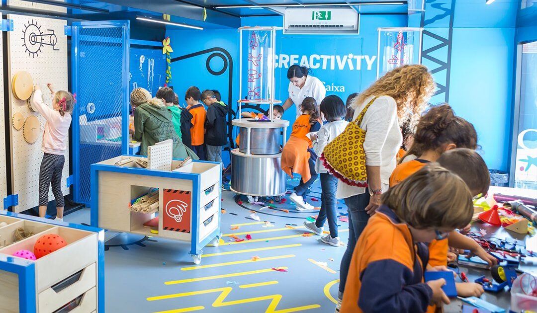 Creactivity Bus
